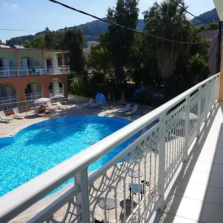 Hotel Athina Saint George Bay 2*