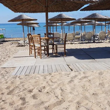Hotel Athina Saint George Bay
